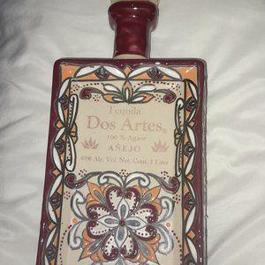 Dos Artes Ceramic Bottle